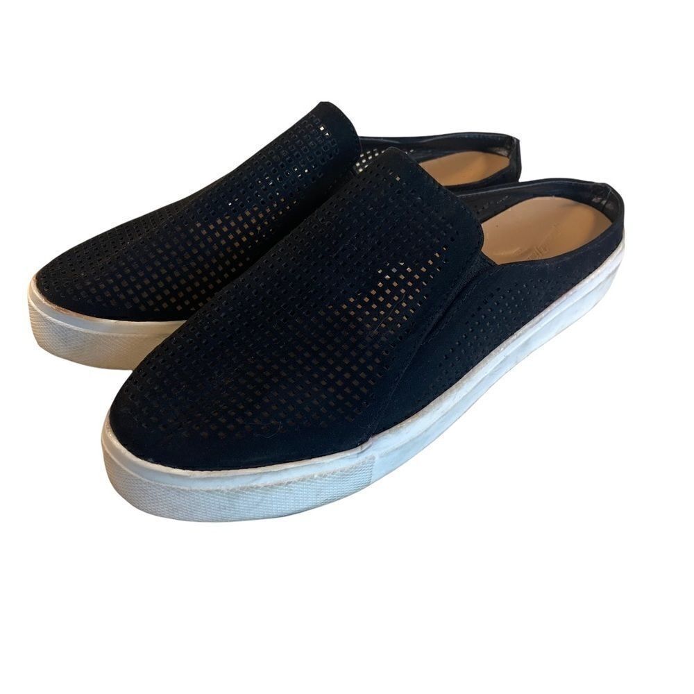 Universal Thread Slide Sneakers Black Perforated - Picture 4 of 7